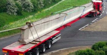 extendable flatbed trailer